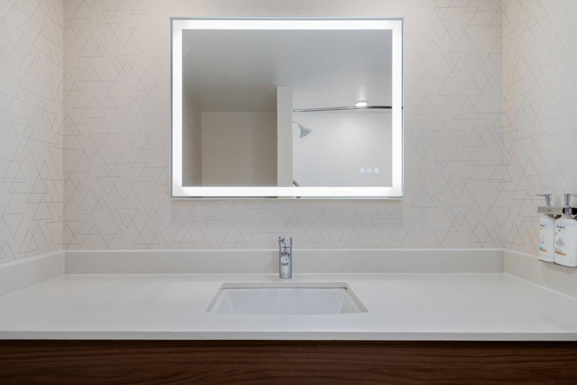 Holiday Inn Express Hotel & Suites Bentonville By Ihg Exteriör bild