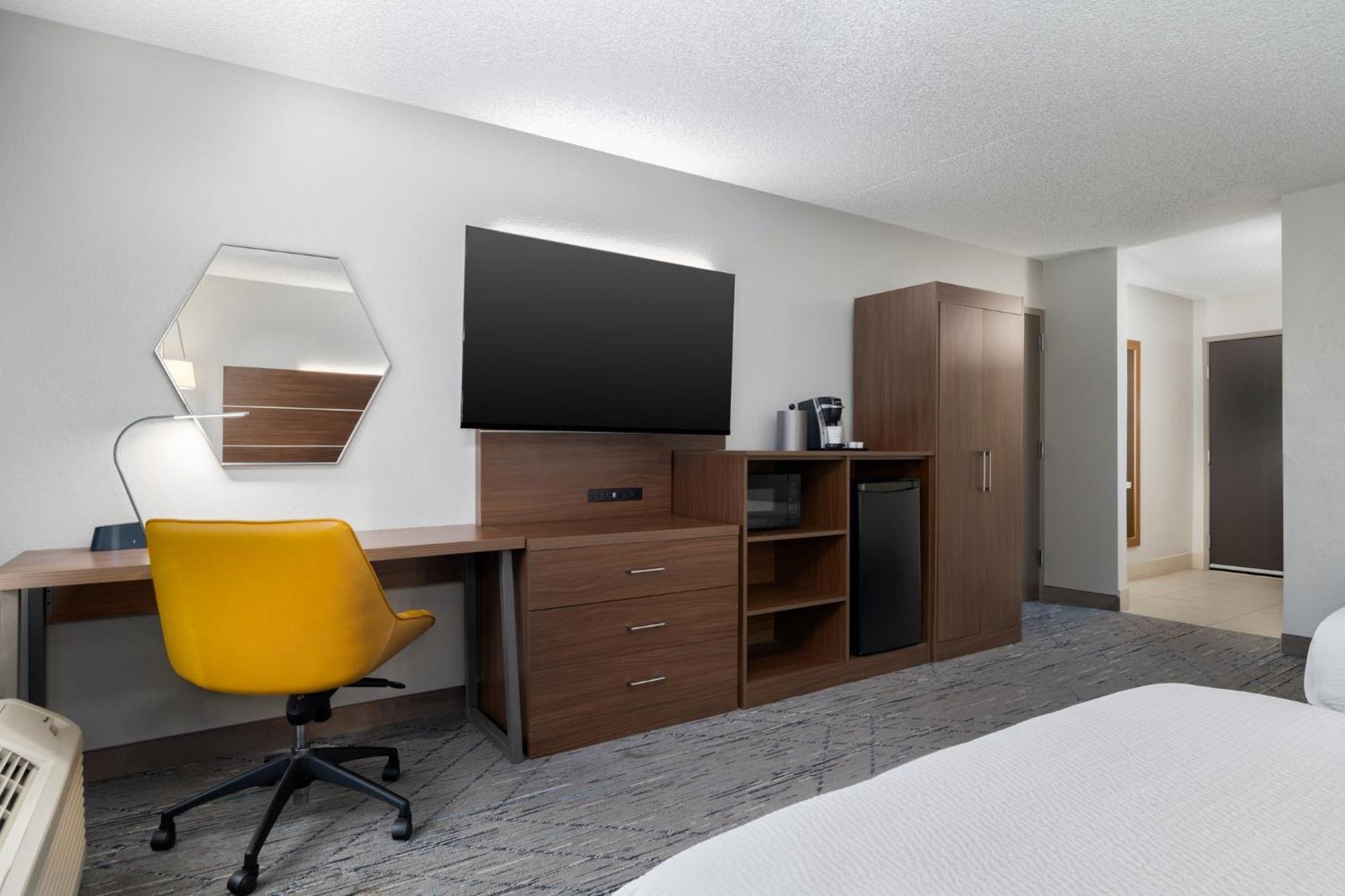Holiday Inn Express Hotel & Suites Bentonville By Ihg Exteriör bild