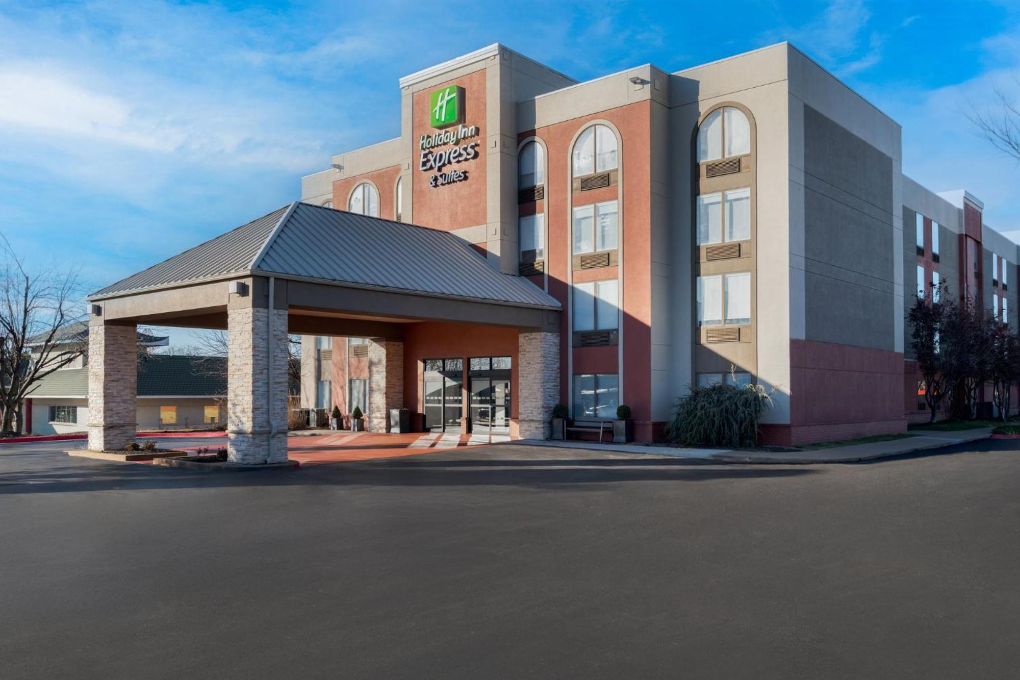 Holiday Inn Express Hotel & Suites Bentonville By Ihg Exteriör bild
